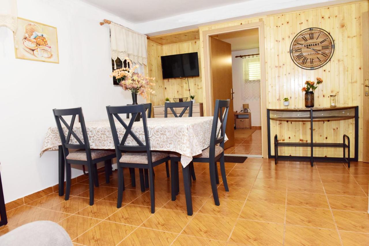 Apartman Bingo Josipdol Εξωτερικό φωτογραφία